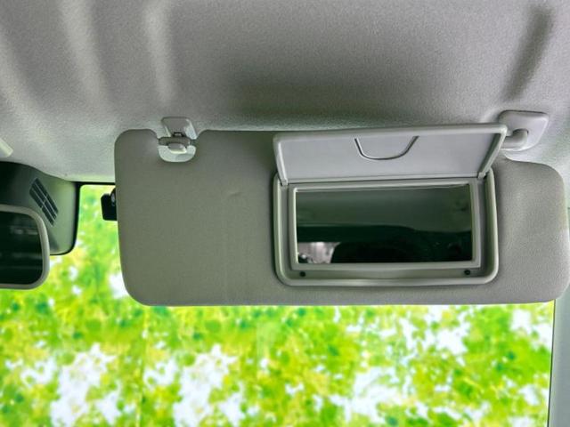 ＷＥＣＡＲＳでは各商談席に大型モニターをご用意しております！見やすい大画面でゆったりと全国の在庫をご覧いただけます！是非ご来店お待ちしております！