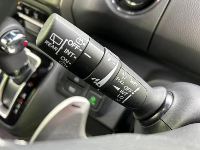 N-BOXカスタム L・ターボスタイルプラスブラック 保証書/純正 9インチ SDナビ/衝突安全装置/両側電動スライドドア/シートヒーター 前席/車線逸脱防止支援システム/シート ハーフレザー/パーキングアシスト バックガイド 衝突被害軽減システム(18枚目)