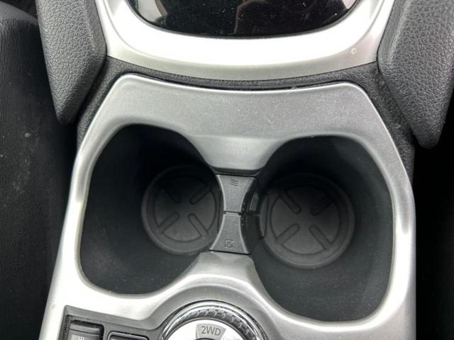 エクストレイル ４ＷＤ２０Ｘ　保証書／社外　１０インチ　ＳＤナビ／インテリジェントルームミラー／衝突安全装置／シートヒーター　前席／アラウンドビューモニター／車線逸脱防止支援システム／シート　ハーフレザー　衝突被害軽減システム（39枚目）