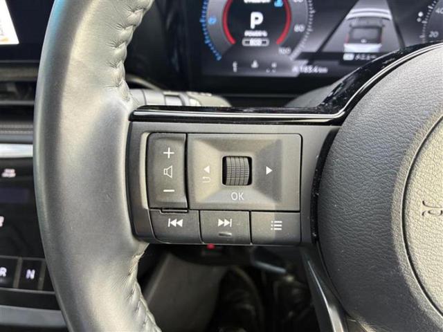 セレナ eパワーハイウェイスターV 保証書/純正 SDナビ/フリップダウンモニター/インテリジェントルームミラー/衝突安全装置/両側電動スライドドア/アラウンドビューモニター/車線逸脱防止支援システム 衝突被害軽減システム 全周囲カメラ(11枚目)