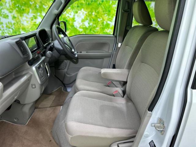 エブリイワゴン ＰＺターボ　新品タイヤ／社外　ＳＤナビ／衝突安全装置／電動スライドドア／車線逸脱防止支援システム／ヘッドランプ　ＨＩＤ／Ｂｌｕｅｔｏｏｔｈ接続／ＥＴＣ／ＥＢＤ付ＡＢＳ／横滑り防止装置／アイドリングストップ（6枚目）