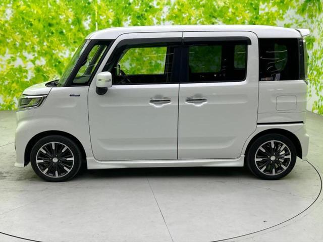 フレアワゴンカスタムスタイル ４ＷＤハイブリッドＸＴ　新品タイヤ／保証書／純正　８インチ　ＳＤナビ／衝突安全装置／両側電動スライドドア／シートヒーター／全方位モニター／車線逸脱防止支援システム／シート　ハーフレザー　衝突被害軽減システム　全周囲カメラ（2枚目）