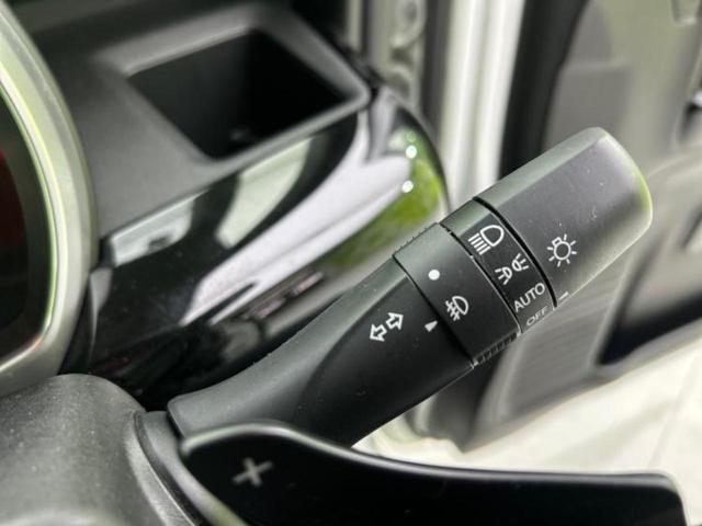 フレアワゴンカスタムスタイル ４ＷＤハイブリッドＸＴ　新品タイヤ／保証書／純正　８インチ　ＳＤナビ／衝突安全装置／両側電動スライドドア／シートヒーター／全方位モニター／車線逸脱防止支援システム／シート　ハーフレザー　衝突被害軽減システム　全周囲カメラ（17枚目）