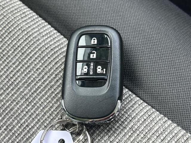 N-BOX ヒョウジュン 無限エアロ/ディスプレイオーディオ8インチ/ホンダセンシング/両側電動スライドドア/シートヒーター 前席/車線逸脱防止支援システム/パーキングアシスト バックガイド 衝突被害軽減システム フルエアロ(31枚目)