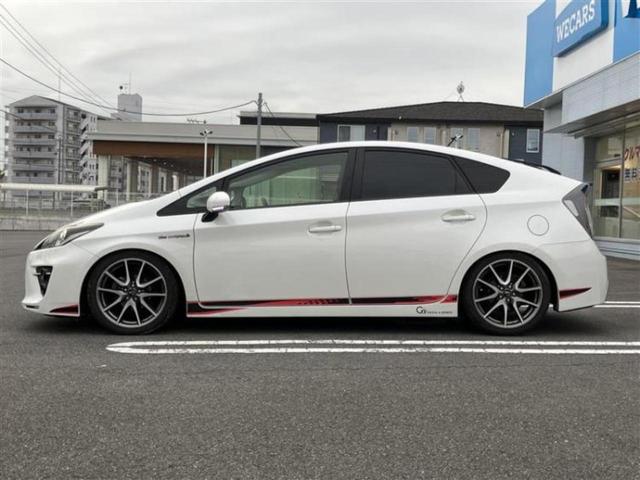 プリウス SツーリングセレクションGs 純正 8インチ SDナビ/パーキングアシスト バックガイド/ドライブレコーダー 360°/ヘッドランプ LED/Bluetooth接続/ETC/EBD付ABS/横滑り防止装置 バックカメラ 禁煙車(2枚目)