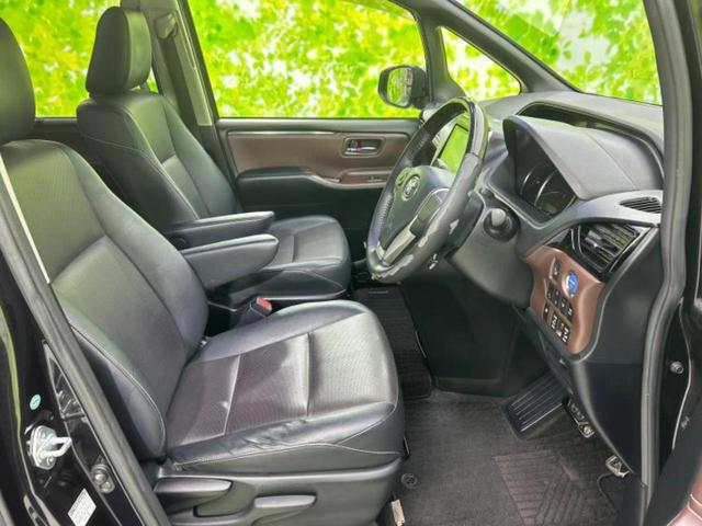 エスクァイア ハイブリッドGi 純正エアロ/純正 9インチ SDナビ/フリップダウンモニター 純正 12.8インチ/両側電動スライドドア/シートヒーター/シート 合皮/パーキングアシスト バックガイド フルエアロ 後席モニター(4枚目)