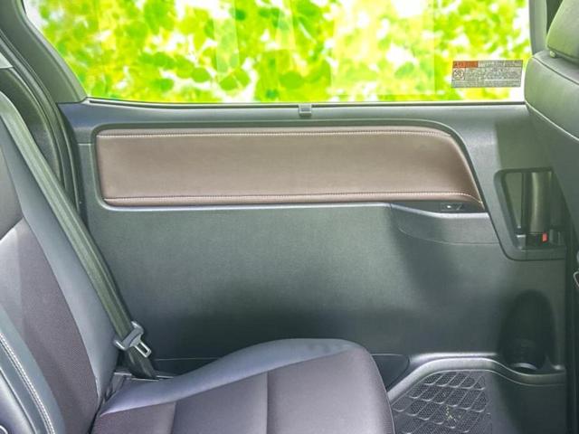 エスクァイア ハイブリッドGi 純正エアロ/純正 9インチ SDナビ/フリップダウンモニター 純正 12.8インチ/両側電動スライドドア/シートヒーター/シート 合皮/パーキングアシスト バックガイド フルエアロ 後席モニター(23枚目)