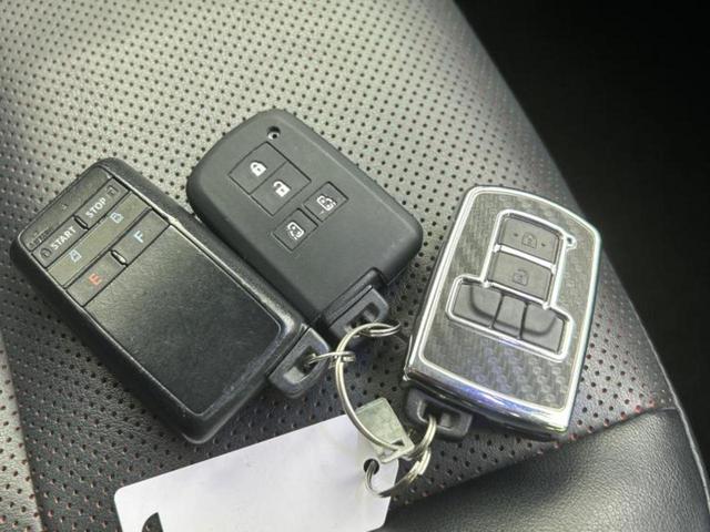 エスクァイア ハイブリッドGi 純正エアロ/純正 9インチ SDナビ/フリップダウンモニター 純正 12.8インチ/両側電動スライドドア/シートヒーター/シート 合皮/パーキングアシスト バックガイド フルエアロ 後席モニター(35枚目)