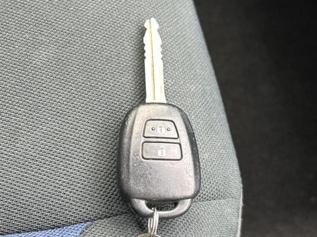 アクア S 新品タイヤ/保証書/社外 SDナビ/車線逸脱防止支援システム/パーキングアシスト バックガイド/Bluetooth接続/HDMI接続/ETC/EBD付ABS/横滑り防止装置 DVD再生 レーンアシスト(35枚目)