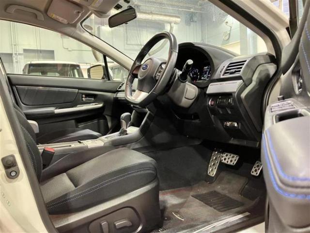 レヴォーグ 4WD1.6GT-Sアイサイト 保証書/社外 SDナビ/衝突安全装置/車線逸脱防止支援システム/ヘッドランプ LED/Bluetooth接続/ETC/EBD付ABS/横滑り防止装置/アイドリングストップ/クルーズコントロール 4WD(6枚目)