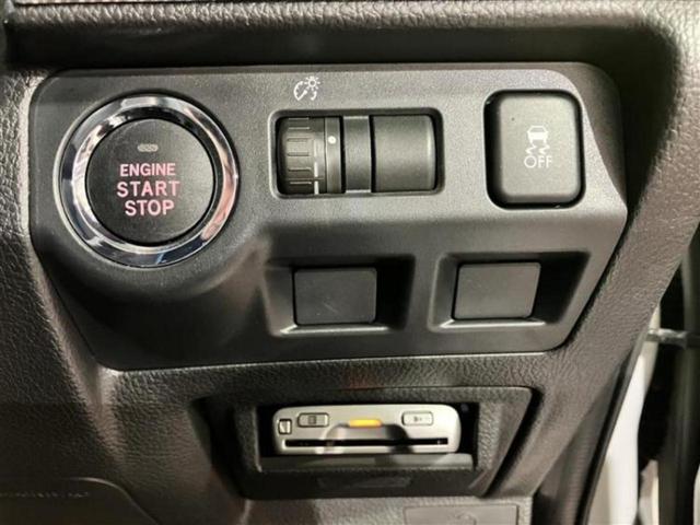 レヴォーグ 4WD1.6GT-Sアイサイト 保証書/社外 SDナビ/衝突安全装置/車線逸脱防止支援システム/ヘッドランプ LED/Bluetooth接続/ETC/EBD付ABS/横滑り防止装置/アイドリングストップ/クルーズコントロール 4WD(17枚目)