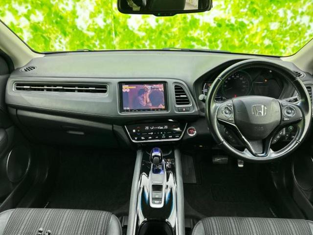 ヴェゼル ハイブリッドＺ・ホンダセンシング　新品タイヤ／保証書／純正　８インチ　ＳＤナビ／ホンダセンシング／シートヒーター／車線逸脱防止支援システム／シート　ハーフレザー／パーキングアシスト　バックガイド／ドライブレコーダー　前後　バックカメラ（9枚目）