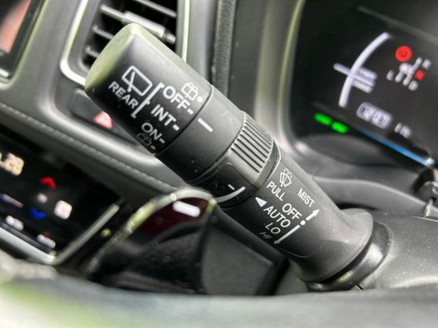 ヴェゼル ハイブリッドＺ・ホンダセンシング　新品タイヤ／保証書／純正　８インチ　ＳＤナビ／ホンダセンシング／シートヒーター／車線逸脱防止支援システム／シート　ハーフレザー／パーキングアシスト　バックガイド／ドライブレコーダー　前後　バックカメラ（18枚目）