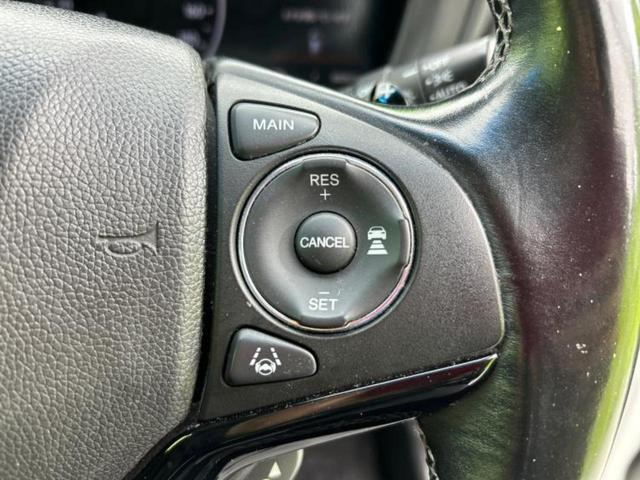 ヴェゼル ハイブリッドＺ・ホンダセンシング　新品タイヤ／保証書／純正　８インチ　ＳＤナビ／ホンダセンシング／シートヒーター／車線逸脱防止支援システム／シート　ハーフレザー／パーキングアシスト　バックガイド／ドライブレコーダー　前後　バックカメラ（27枚目）