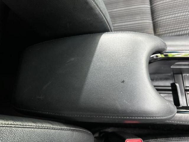 ヴェゼル ハイブリッドＺ・ホンダセンシング　新品タイヤ／保証書／純正　８インチ　ＳＤナビ／ホンダセンシング／シートヒーター／車線逸脱防止支援システム／シート　ハーフレザー／パーキングアシスト　バックガイド／ドライブレコーダー　前後　バックカメラ（32枚目）