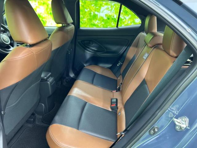 ヤリスクロス ４ＷＤハイブリッドＺアドベンチャー　保証書／ディスプレイオーディオ＋ナビ８インチ／衝突安全装置／シートヒーター／パノラミックビューモニター／車線逸脱防止支援システム／シート　合皮／電動バックドア／ドライブレコーダー　社外　全周囲カメラ（7枚目）