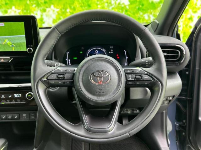 ヤリスクロス ４ＷＤハイブリッドＺアドベンチャー　保証書／ディスプレイオーディオ＋ナビ８インチ／衝突安全装置／シートヒーター／パノラミックビューモニター／車線逸脱防止支援システム／シート　合皮／電動バックドア／ドライブレコーダー　社外　全周囲カメラ（16枚目）