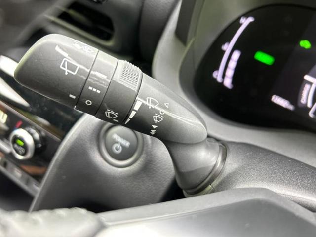 ヤリスクロス ４ＷＤハイブリッドＺアドベンチャー　保証書／ディスプレイオーディオ＋ナビ８インチ／衝突安全装置／シートヒーター／パノラミックビューモニター／車線逸脱防止支援システム／シート　合皮／電動バックドア／ドライブレコーダー　社外　全周囲カメラ（18枚目）