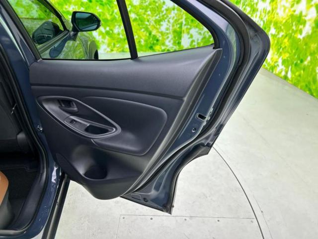 ヤリスクロス ４ＷＤハイブリッドＺアドベンチャー　保証書／ディスプレイオーディオ＋ナビ８インチ／衝突安全装置／シートヒーター／パノラミックビューモニター／車線逸脱防止支援システム／シート　合皮／電動バックドア／ドライブレコーダー　社外　全周囲カメラ（23枚目）