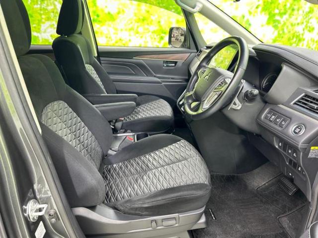 デリカD:5 4WD P 新品タイヤ/保証書/純正 10インチ SDナビ/フリップダウンモニター/衝突安全装置/両側電動スライドドア/シートヒーター 前席/マルチアラウンドモニター/車線逸脱防止支援システム/電動バックドア(4枚目)