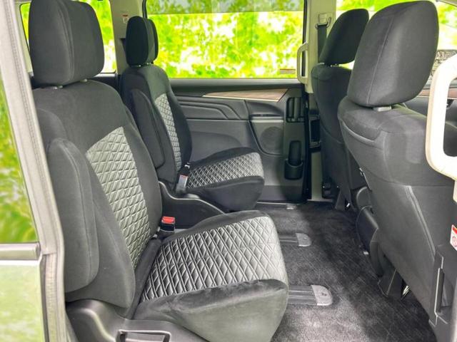 デリカD:5 4WD P 新品タイヤ/保証書/純正 10インチ SDナビ/フリップダウンモニター/衝突安全装置/両側電動スライドドア/シートヒーター 前席/マルチアラウンドモニター/車線逸脱防止支援システム/電動バックドア(5枚目)