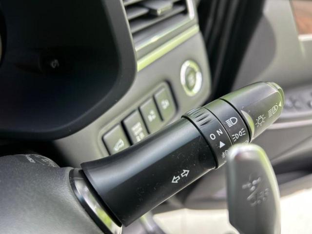 デリカD:5 4WD P 新品タイヤ/保証書/純正 10インチ SDナビ/フリップダウンモニター/衝突安全装置/両側電動スライドドア/シートヒーター 前席/マルチアラウンドモニター/車線逸脱防止支援システム/電動バックドア(17枚目)