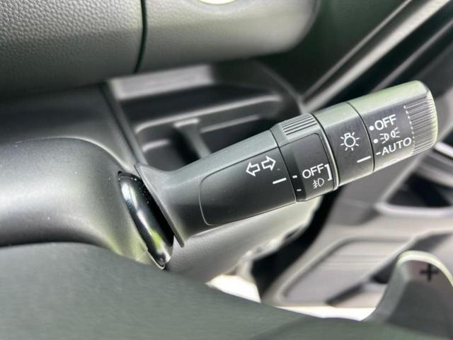 N-BOXカスタム 4WD L・ターボコーディネートスタイル 新品タイヤ/純正 8インチ SDナビ/衝突安全装置/両側電動スライドドア/シートヒーター/車線逸脱防止支援システム/シート 合皮/ドライブレコーダー 純正/ヘッドランプ LED 衝突被害軽減システム(17枚目)