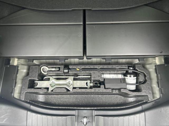 N-BOXカスタム 4WD L・ターボコーディネートスタイル 新品タイヤ/純正 8インチ SDナビ/衝突安全装置/両側電動スライドドア/シートヒーター/車線逸脱防止支援システム/シート 合皮/ドライブレコーダー 純正/ヘッドランプ LED 衝突被害軽減システム(24枚目)