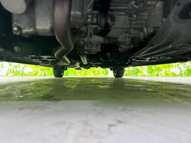 N-BOXカスタム 4WD L・ターボコーディネートスタイル 新品タイヤ/純正 8インチ SDナビ/衝突安全装置/両側電動スライドドア/シートヒーター/車線逸脱防止支援システム/シート 合皮/ドライブレコーダー 純正/ヘッドランプ LED 衝突被害軽減システム(47枚目)