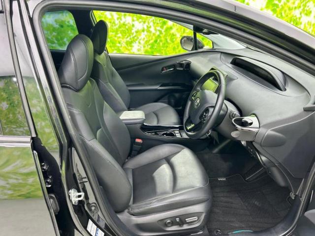プリウス 4WD Aツーリングセレクションブラックエディション 保証書/ディスプレイオーディオ+ナビ9インチ/衝突安全装置/シートヒーター/パノラミックビューモニター/車線逸脱防止支援システム/シート 合皮/パーキングアシスト 自動操舵 衝突被害軽減システム(4枚目)