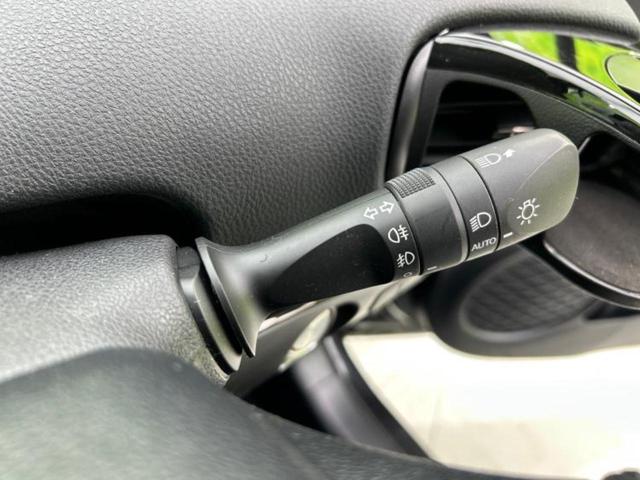 プリウス 4WD Aツーリングセレクションブラックエディション 保証書/ディスプレイオーディオ+ナビ9インチ/衝突安全装置/シートヒーター/パノラミックビューモニター/車線逸脱防止支援システム/シート 合皮/パーキングアシスト 自動操舵 衝突被害軽減システム(17枚目)