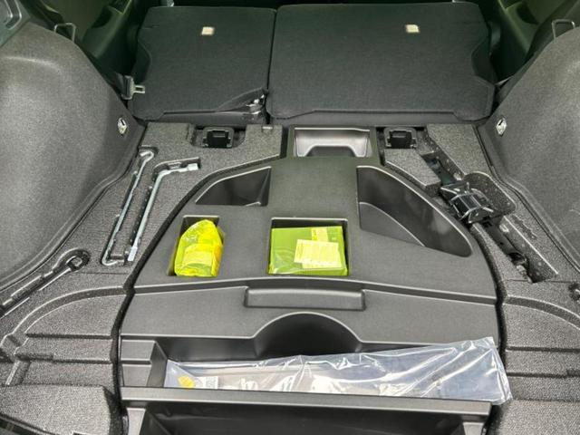 プリウス 4WD Aツーリングセレクションブラックエディション 保証書/ディスプレイオーディオ+ナビ9インチ/衝突安全装置/シートヒーター/パノラミックビューモニター/車線逸脱防止支援システム/シート 合皮/パーキングアシスト 自動操舵 衝突被害軽減システム(24枚目)