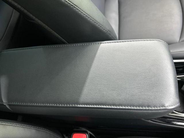 プリウス 4WD Aツーリングセレクションブラックエディション 保証書/ディスプレイオーディオ+ナビ9インチ/衝突安全装置/シートヒーター/パノラミックビューモニター/車線逸脱防止支援システム/シート 合皮/パーキングアシスト 自動操舵 衝突被害軽減システム(33枚目)