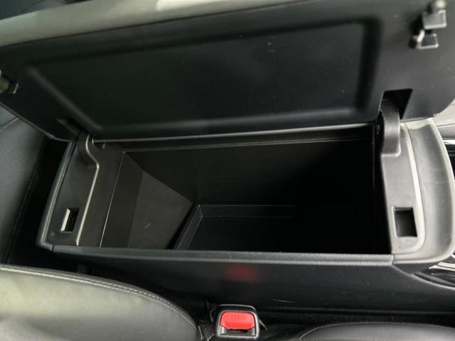 プリウス 4WD Aツーリングセレクションブラックエディション 保証書/ディスプレイオーディオ+ナビ9インチ/衝突安全装置/シートヒーター/パノラミックビューモニター/車線逸脱防止支援システム/シート 合皮/パーキングアシスト 自動操舵 衝突被害軽減システム(34枚目)