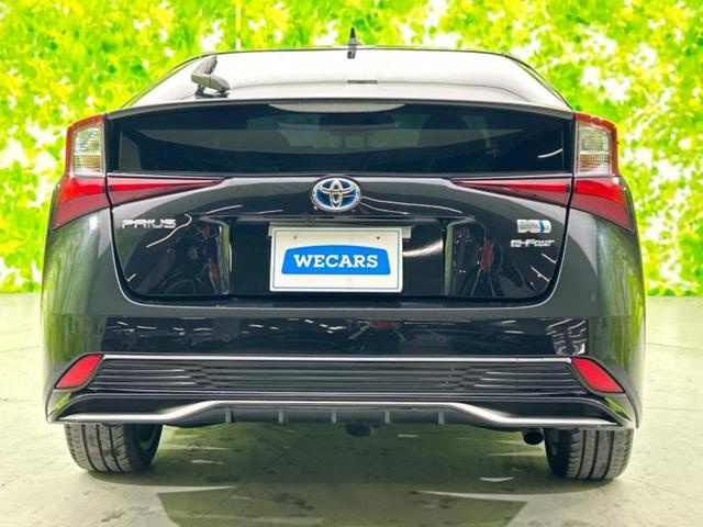 プリウス 4WD Aツーリングセレクションブラックエディション 保証書/ディスプレイオーディオ+ナビ9インチ/衝突安全装置/シートヒーター/パノラミックビューモニター/車線逸脱防止支援システム/シート 合皮/パーキングアシスト 自動操舵 衝突被害軽減システム(45枚目)