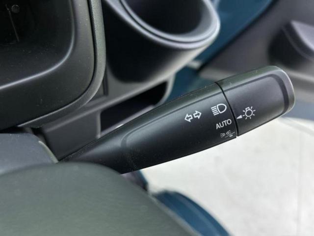 キャリイトラック 4WD KC 新品タイヤ/保証書/横滑り防止装置/エアバッグ 運転席/キーレスエントリー/オートライト/ワンオーナー/マニュアルエアコン/取扱説明書/パワードアロック/アクセサリーソケット/ラジオ 4WD(13枚目)