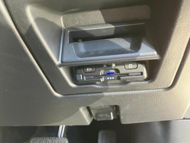 CX-60 4WD XD Lパッケージ 新品タイヤ/保証書/純正 SDナビ/衝突安全装置/シートヒーター 全席/全方位モニター/車線逸脱防止支援システム/シート フルレザー/電動バックドア/ヘッドランプ LED/Bluetooth接続(12枚目)