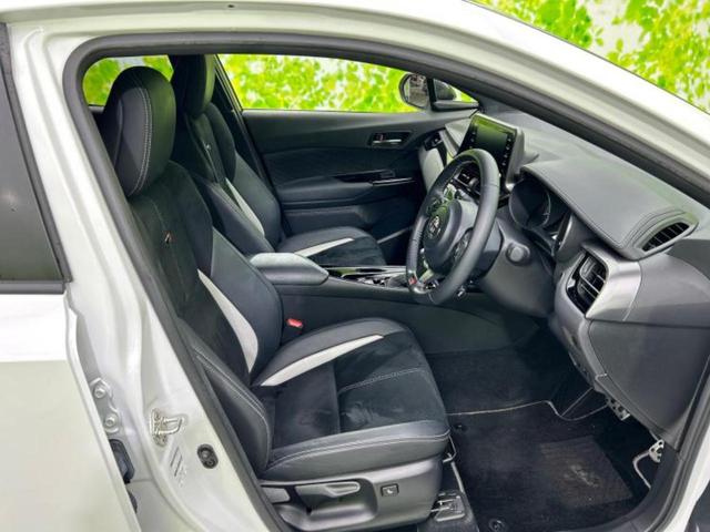 C-HR S GRスポーツ 新品タイヤ/ディスプレイオーディオ/衝突安全装置/シートヒーター 前席/パノラミックビューモニター/車線逸脱防止支援システム/シート ハーフレザー/ドライブレコーダー 社外/ヘッドランプ LED(4枚目)