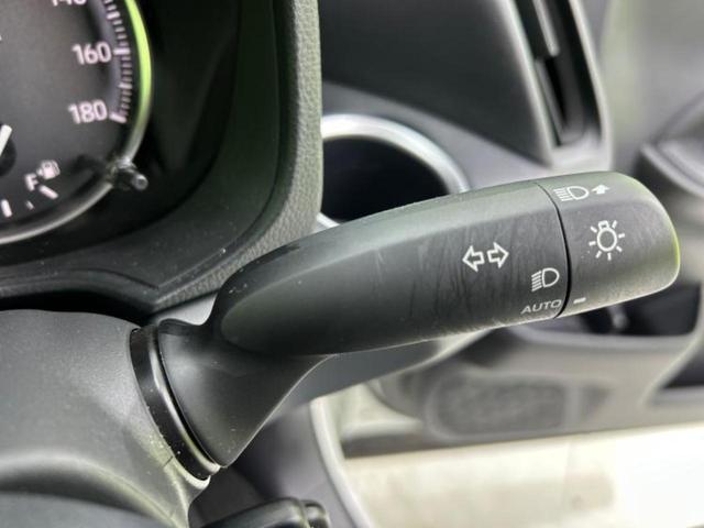 ノア Ｘクルマイスシヨウシャ　福祉車両／保証書／ディスプレイオーディオ＋ナビ／衝突安全装置／車線逸脱防止支援システム／ヘッドランプ　ＬＥＤ／Ｂｌｕｅｔｏｏｔｈ接続／ＥＢＤ付ＡＢＳ／横滑り防止装置／クルーズコントロール　バックカメラ（17枚目）