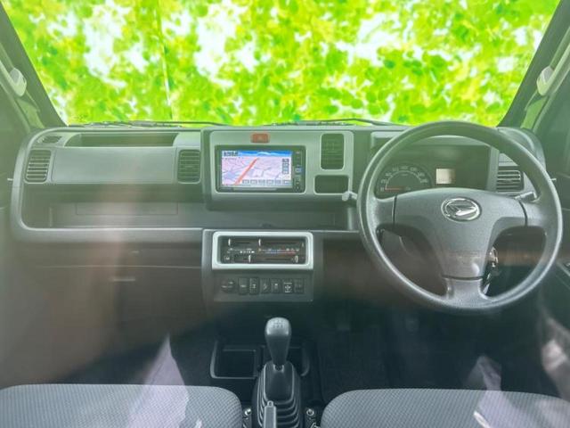 ハイゼットトラック ４ＷＤエクストラＳＡ３ｔ　新品タイヤ／純正　ＳＤナビ／衝突安全装置／ＵＳＢジャック／Ｂｌｕｅｔｏｏｔｈ接続／ＥＢＤ付ＡＢＳ／横滑り防止装置／フルセグＴＶ／ＤＶＤ／禁煙車／エアバッグ　運転席／パワーウインドウ／パワーステアリング（9枚目）