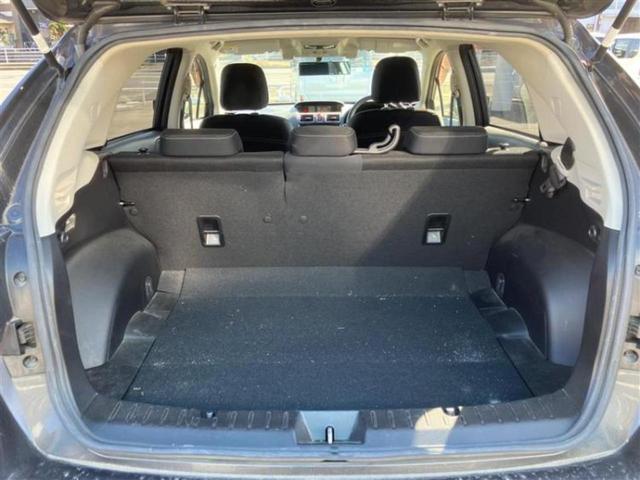 ＸＶ ４ＷＤ２．０ｉ－Ｌアイサイト　新品タイヤ／保証書／純正　ＳＤナビ／衝突安全装置／車線逸脱防止支援システム／ヘッドランプ　ＨＩＤ／Ｂｌｕｅｔｏｏｔｈ接続／ＥＴＣ／ＥＢＤ付ＡＢＳ／横滑り防止装置／アイドリングストップ　バックカメラ（7枚目）