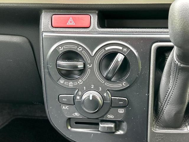 �ԑI�тɂ͂��Y�݂������̂ł��I��̓I�ȍw���܂ł͌������Ă��Ȃ����ǎԂ͋C�ɂȂ�Ƃ������q�l���劽�}�ł��I���񒆌Îԍw���̑����̂���`���������Ă��������I