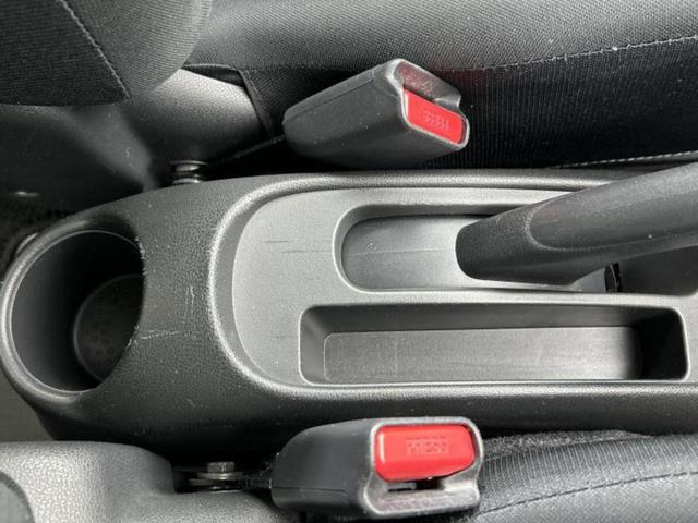 マーチ ボレロ　保証書／純正　ＳＤナビ／ドライブレコーダー　純正／Ｂｌｕｅｔｏｏｔｈ接続／ＥＴＣ／ＥＢＤ付ＡＢＳ／横滑り防止装置／アイドリングストップ／バックモニター／フルセグＴＶ／ＤＶＤ／禁煙車／エアバッグ　運転席（30枚目）