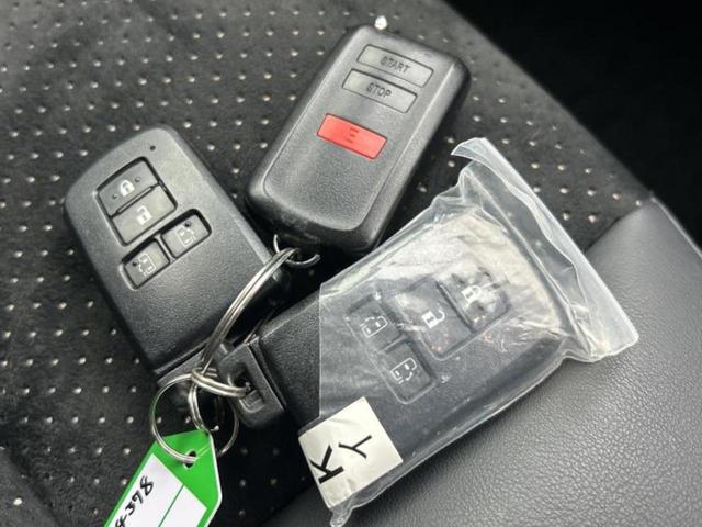 ヴォクシー ４ＷＤ　ＺＳキラメキ３　新品タイヤ／保証書／純正　９インチ　ＳＤナビ／衝突安全装置／両側電動スライドドア／車線逸脱防止支援システム／シート　ハーフレザー／ドライブレコーダー　前後／ヘッドランプ　ＬＥＤ／ＵＳＢジャック　４ＷＤ（34枚目）