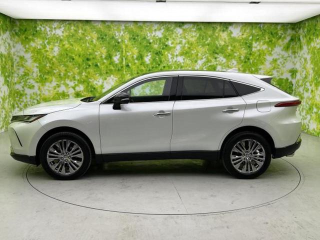 ハリアー Ｚレザーパッケージ　ガラスルーフ／ＪＢＬ／ディスプレイオーディオ＋ナビ／デジタルインナーミラー／衝突安全装置／シートヒーター／パノラミックビューモニター／車線逸脱防止支援システム／シート　フルレザー　革シート　電動シート（2枚目）