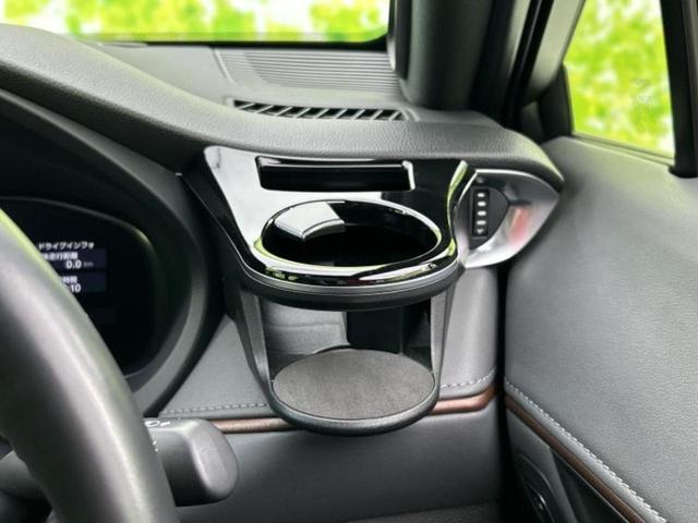 ハリアー Ｚレザーパッケージ　ガラスルーフ／ＪＢＬ／ディスプレイオーディオ＋ナビ／デジタルインナーミラー／衝突安全装置／シートヒーター／パノラミックビューモニター／車線逸脱防止支援システム／シート　フルレザー　革シート　電動シート（40枚目）