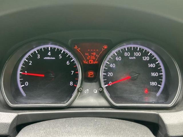 ノート ４ＷＤ　Ｘ　ＦＯＵＲ　新品タイヤ／保証書／社外　ＳＤナビ／ＥＴＣ／ＥＢＤ付ＡＢＳ／ワンセグＴＶ／エアバッグ　運転席／エアバッグ　助手席／パワーウインドウ／エンジンスタートボタン／キーレスエントリー／パワーステアリング（12枚目）