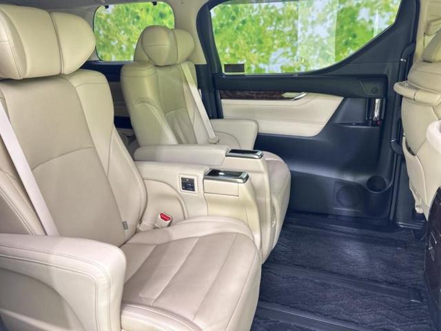 アルファードハイブリッド ４ＷＤハイブリッドＧ　Ｆパッケージ　新品タイヤ／保証書／純正　１０インチ　ＳＤナビ／デジタルインナーミラー／両側電動スライドドア／シートヒーター／シート　フルレザー／電動バックドア／ヘッドランプ　ＬＥＤ／Ｂｌｕｅｔｏｏｔｈ接続　革シート（5枚目）