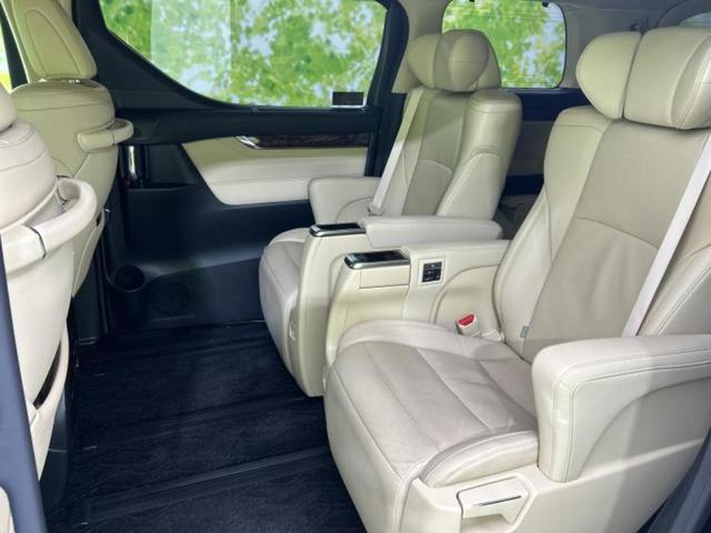 アルファードハイブリッド ４ＷＤハイブリッドＧ　Ｆパッケージ　新品タイヤ／保証書／純正　１０インチ　ＳＤナビ／デジタルインナーミラー／両側電動スライドドア／シートヒーター／シート　フルレザー／電動バックドア／ヘッドランプ　ＬＥＤ／Ｂｌｕｅｔｏｏｔｈ接続　革シート（8枚目）