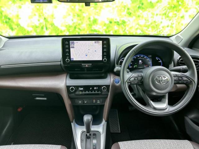 ヤリスクロス ハイブリッドＺ　新品タイヤ／保証書／ディスプレイオーディオ＋ナビ／衝突安全装置／シートヒーター　前席／パノラミックビューモニター／車線逸脱防止支援システム／シート　合皮／ドライブレコーダー　前後　衝突被害軽減システム（9枚目）